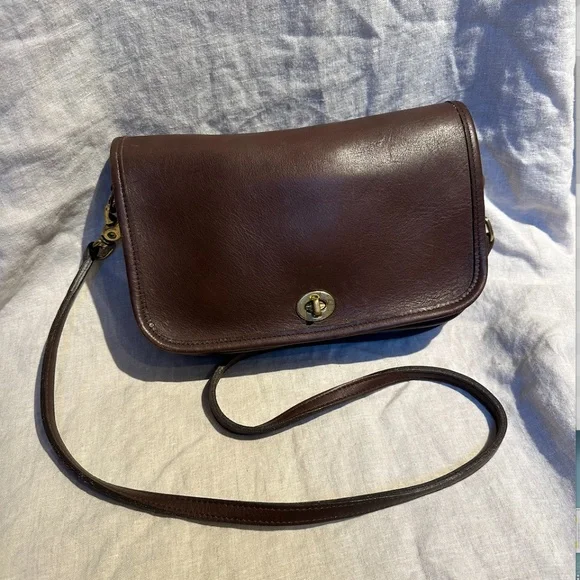 Coach Bag - Picture 1 of 6